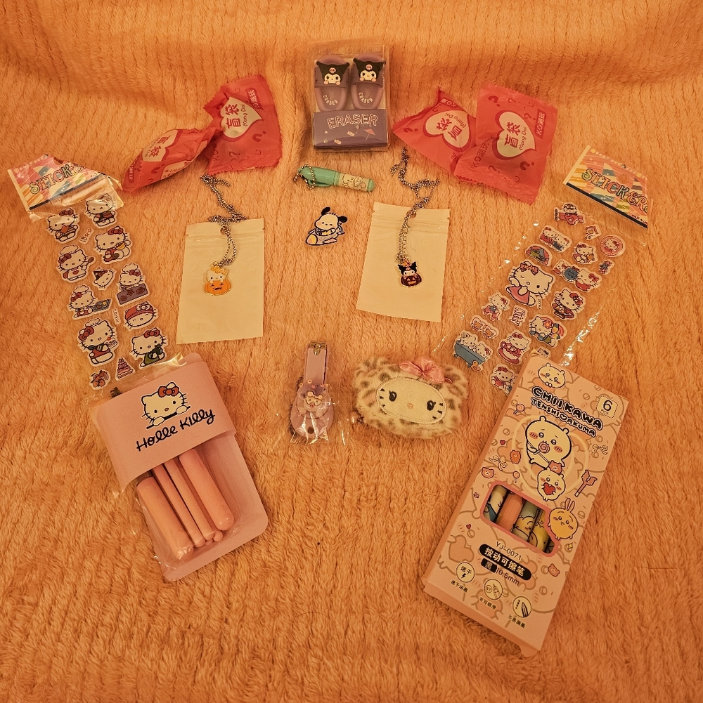 Sanrio Kids Accessories Set - Pink, Orange, White - Picture 4 of 4